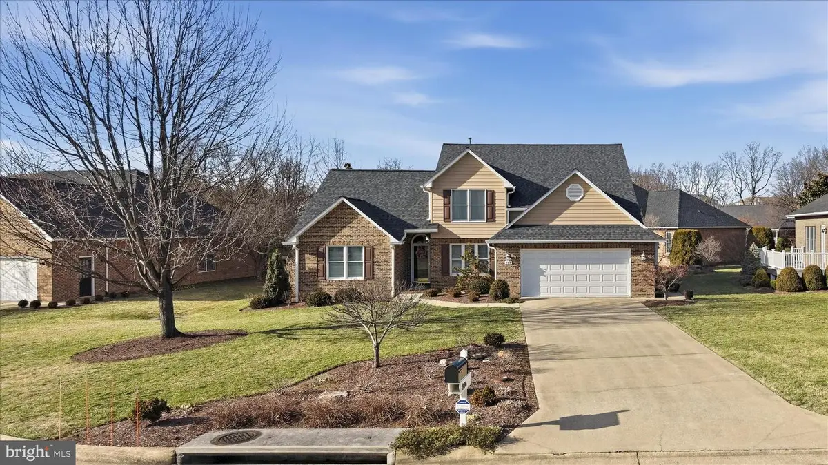 806 Mahone Dr, Winchester, VA 22601 - #1