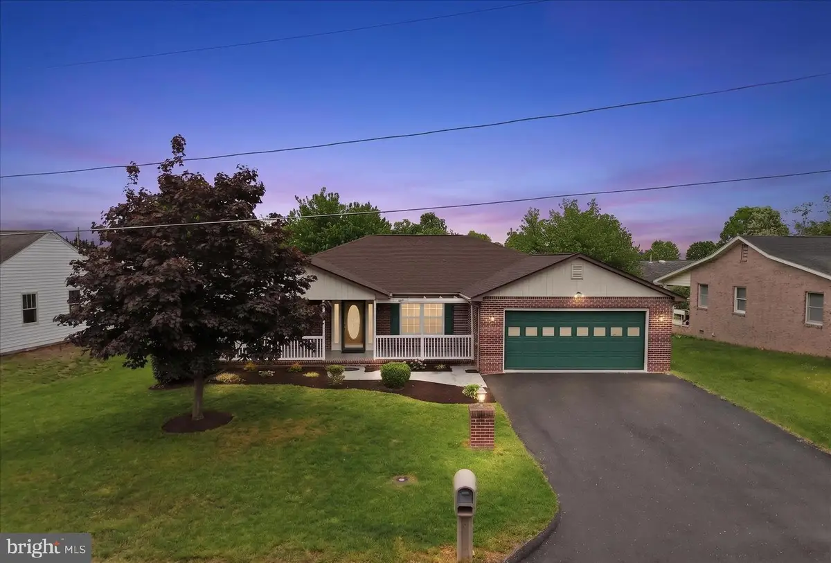 202 Russelcroft Rd, Winchester, VA 22601 - #1