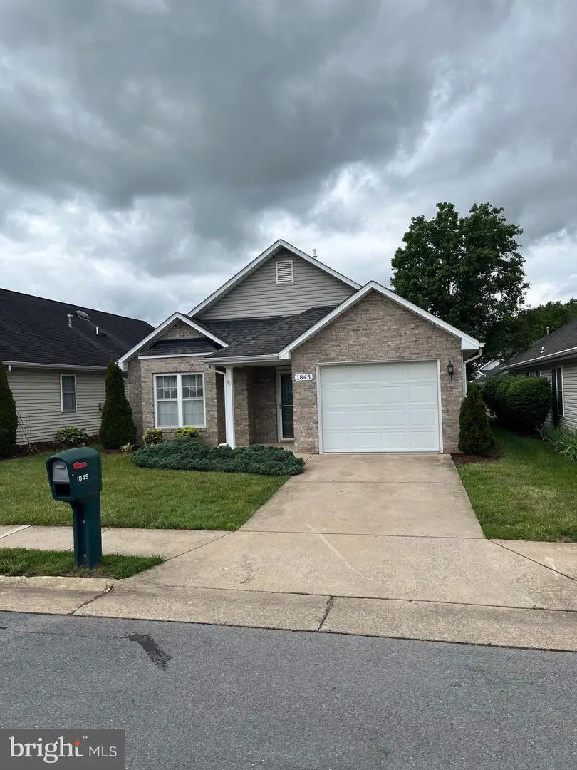 1845 Rosser Ln, Winchester, VA 22601 - #1