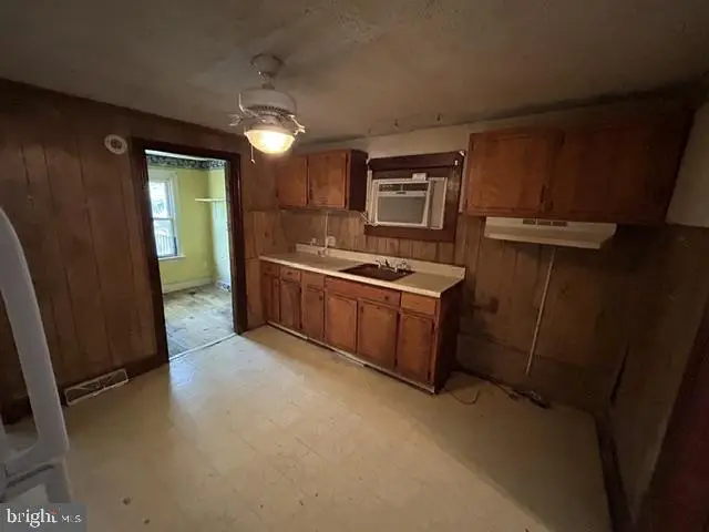 1124 Conway St, Winchester, VA 22601 - #3