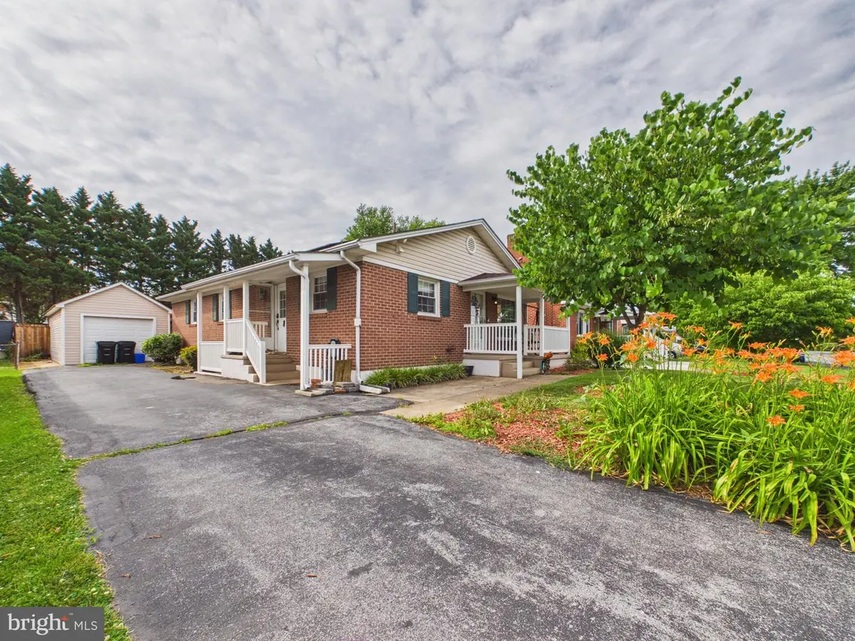 225 Fox Dr, Winchester, VA 22601 - #1