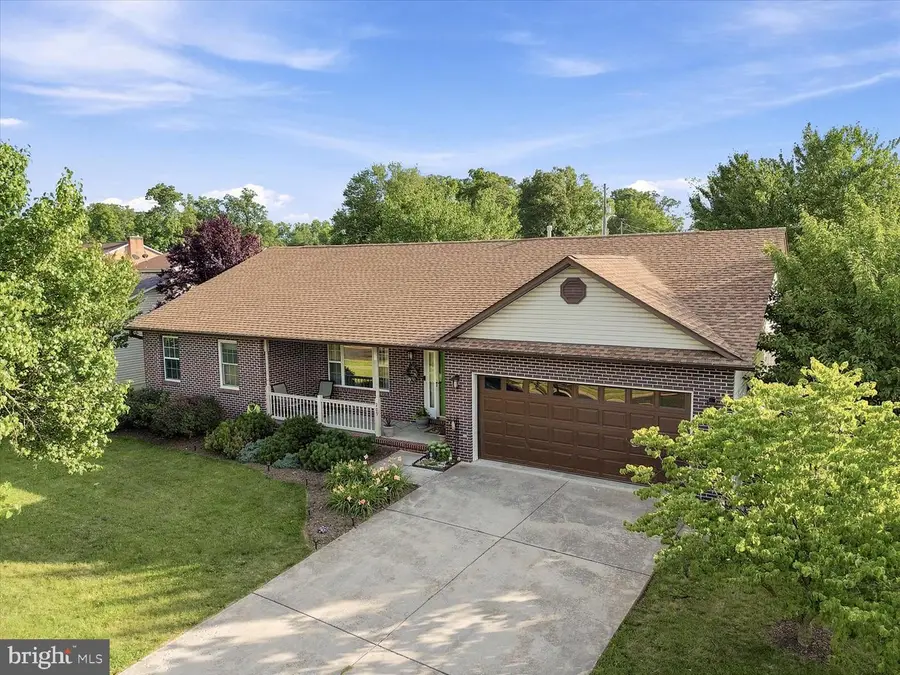 209 W Cedarmeade, Winchester, VA 22601 - #2