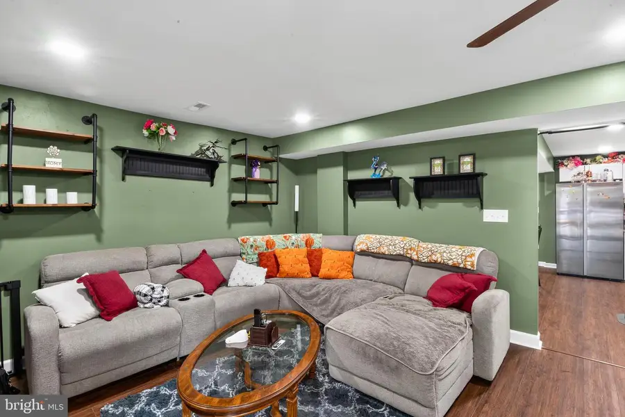 117 E Pall Mall St, Winchester, VA 22601 - #3