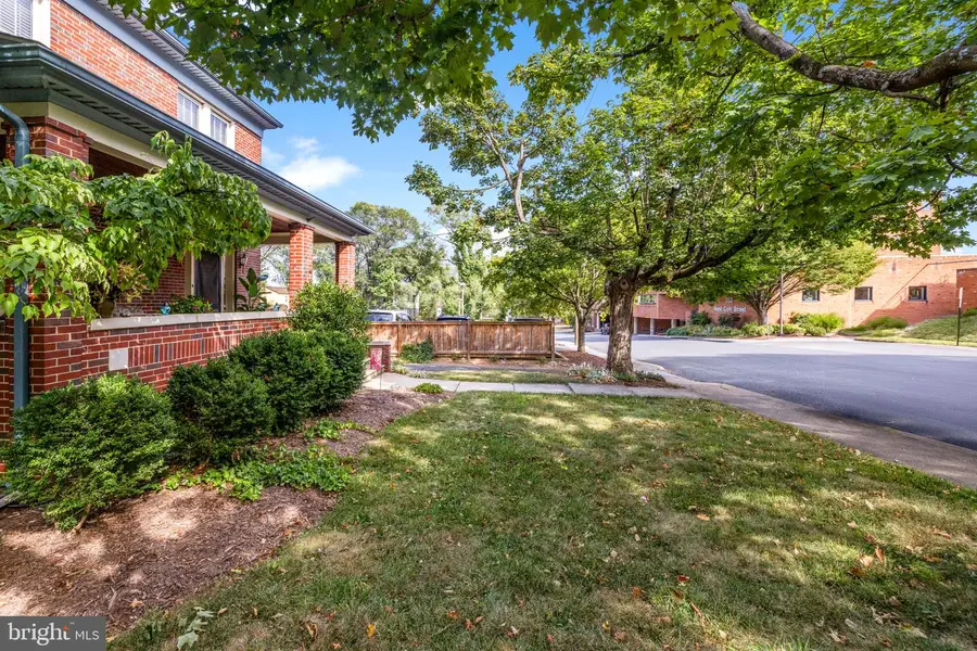 420 W Cork St, Winchester, VA 22601 - #2