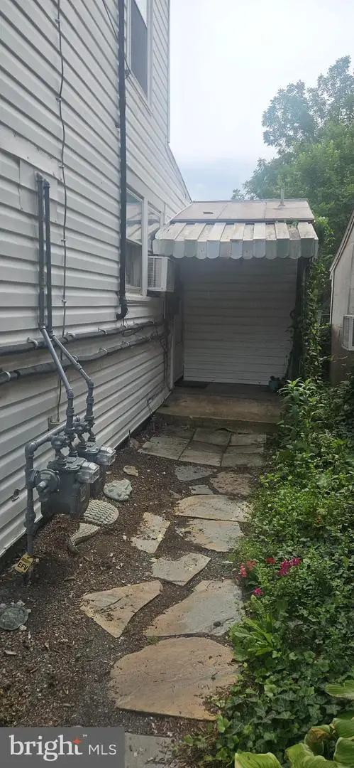 328 Smithfield Ave, Winchester, VA 22601 - #3
