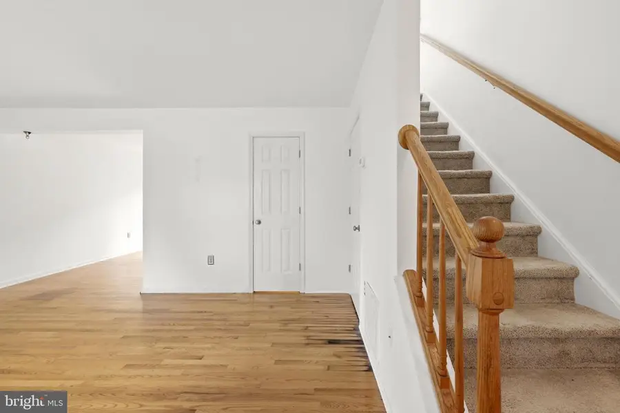 103 E Germain St, Winchester, VA 22601 - #3