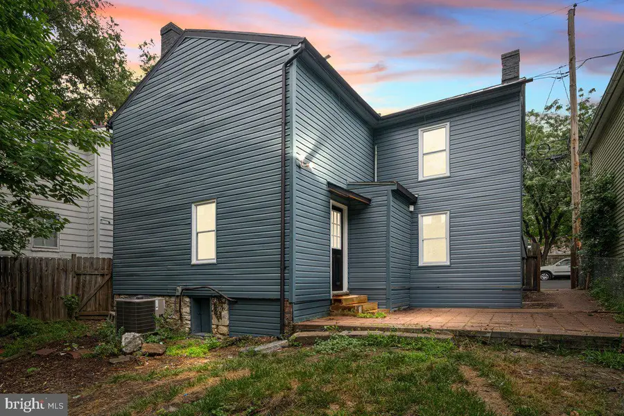 21 E Germain St, Winchester, VA 22601 - #2
