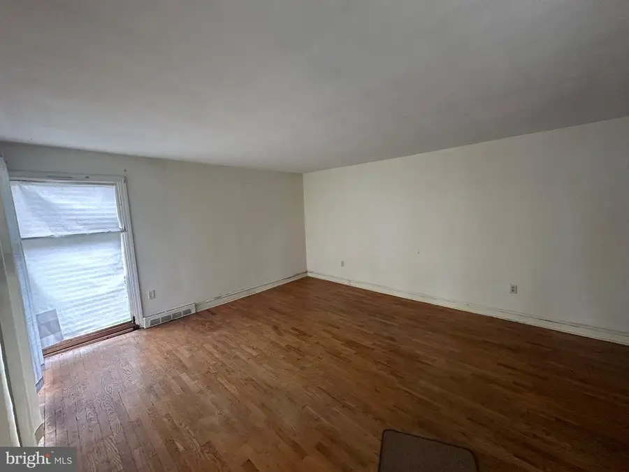 214 Molden Dr, Winchester, VA 22601 - #2