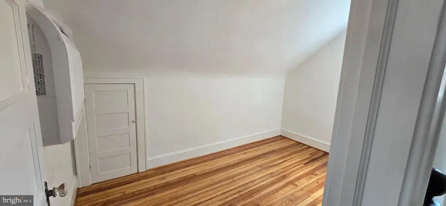131 Shirley St, Winchester, VA 22601 - #3