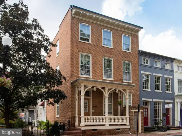 25 W Boscawen St, WINCHESTER, VA 22601
