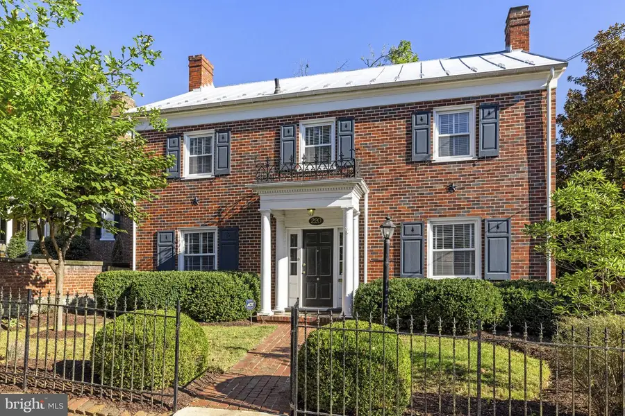 220 Amherst St, Winchester, VA 22601 - #2
