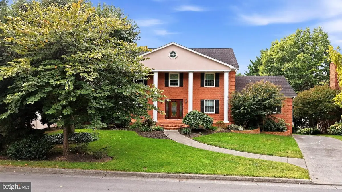 637 Treys Dr, Winchester, VA 22601 - #1
