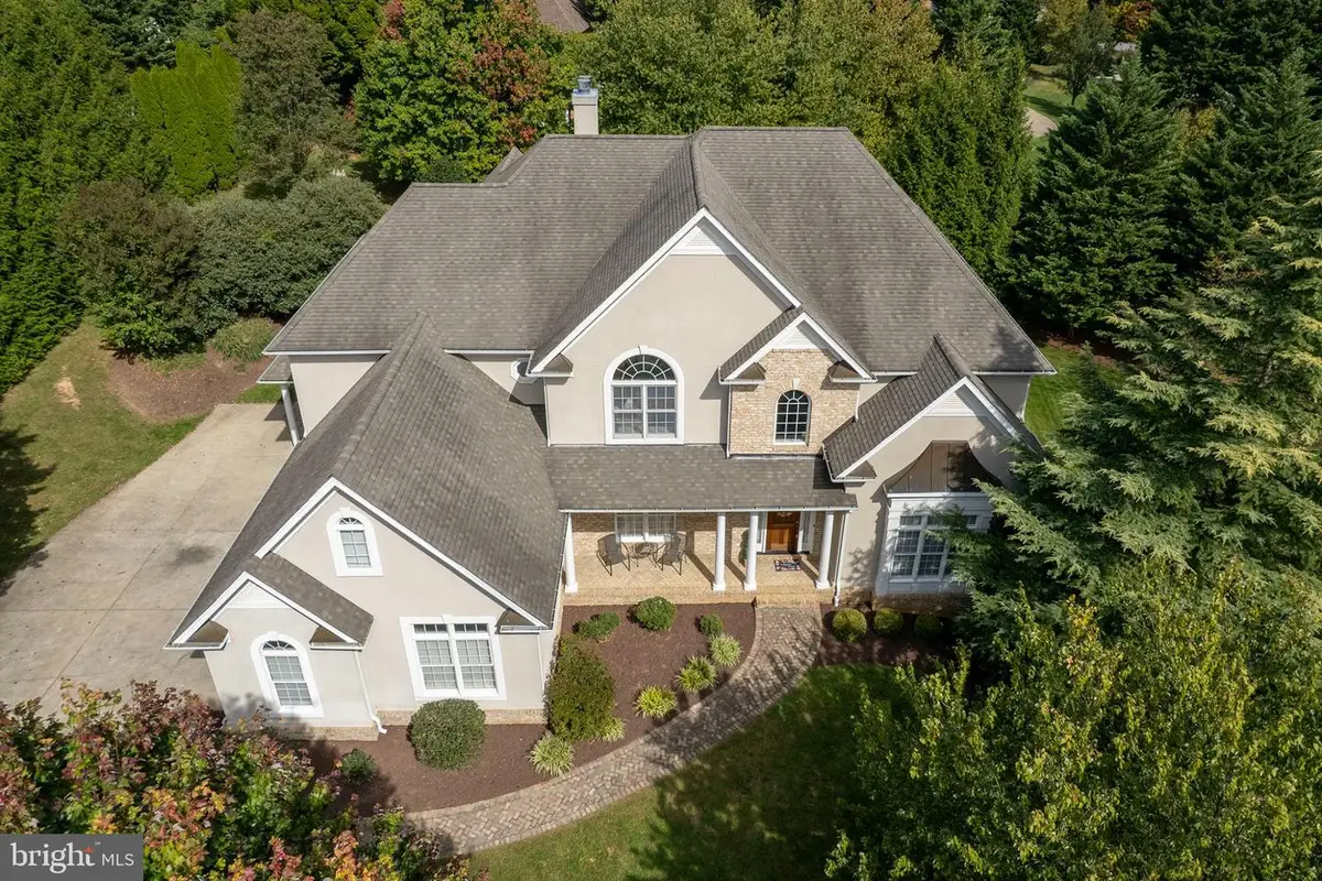 1010 Breckinridge Ln, Winchester, VA 22601 - #1