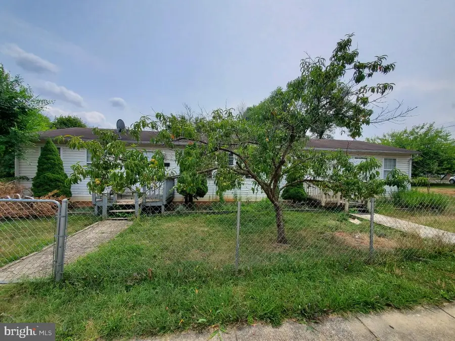 211 Laurel St, Front Royal, VA 22630 - Image #3