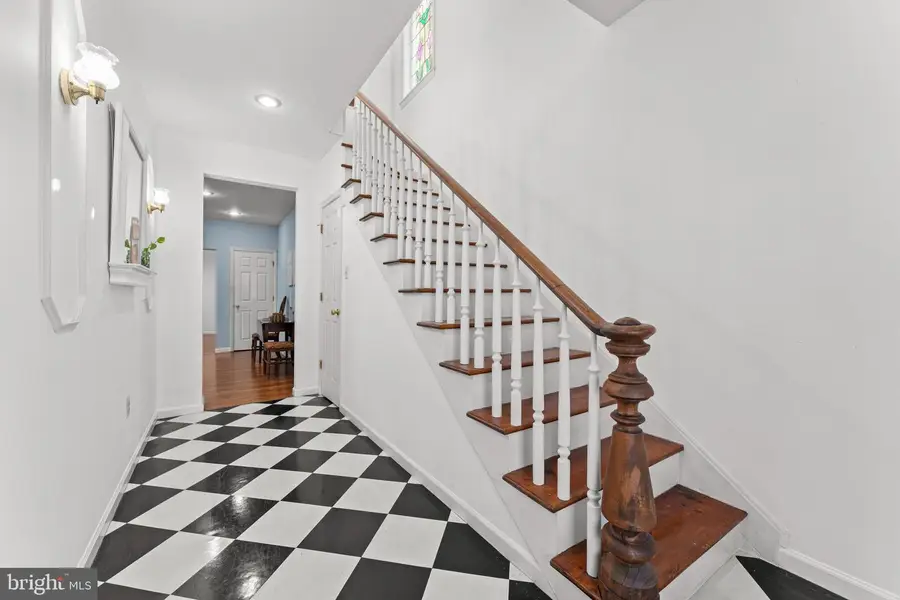 214 S Royal Ave, Front Royal, VA 22630 - Image #3