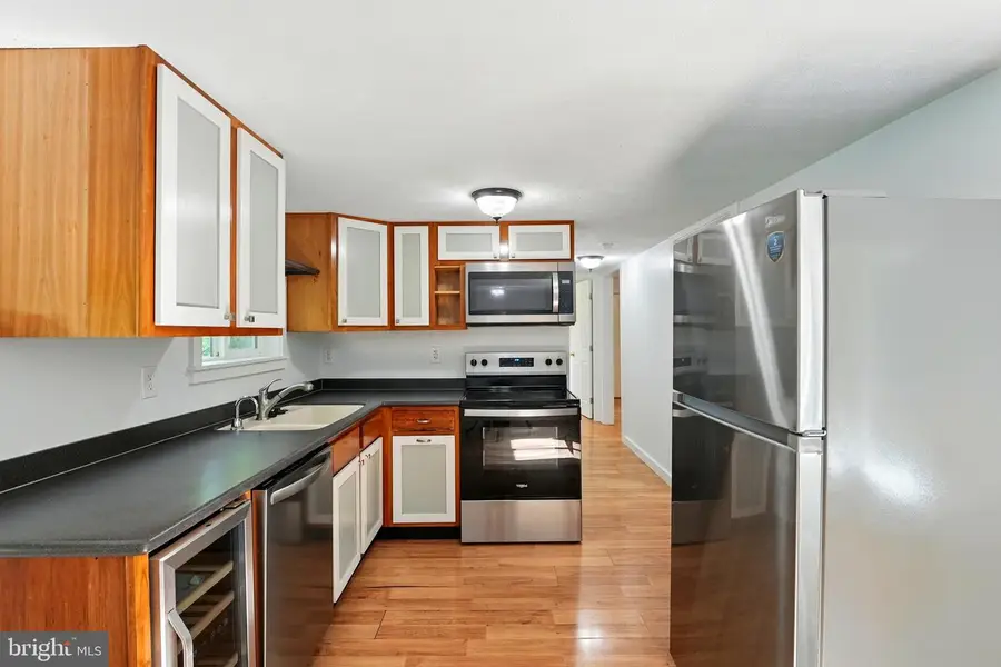 14 Summit Point Dr, Front Royal, VA 22630 - Image #2