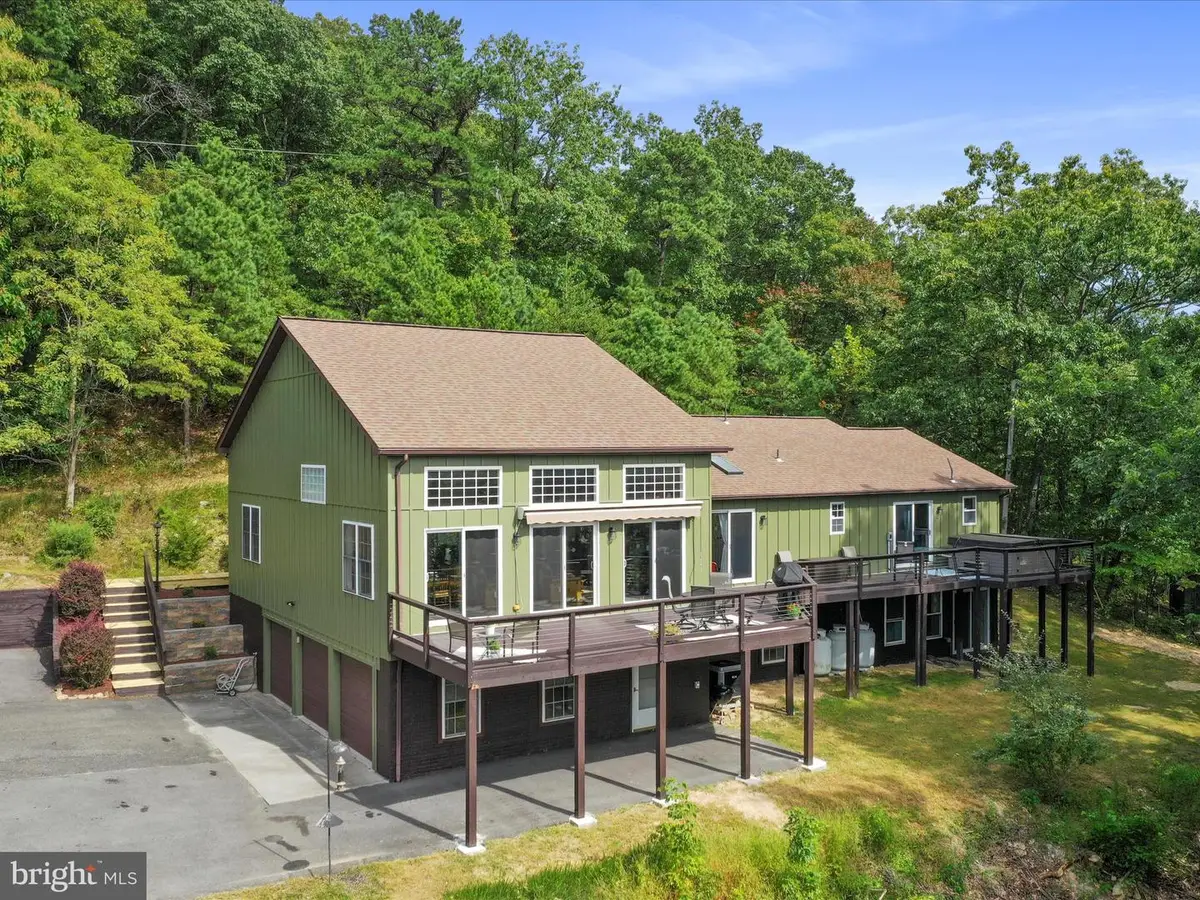 1195 Applewood Dr, Front Royal, VA 22630 - Image #1