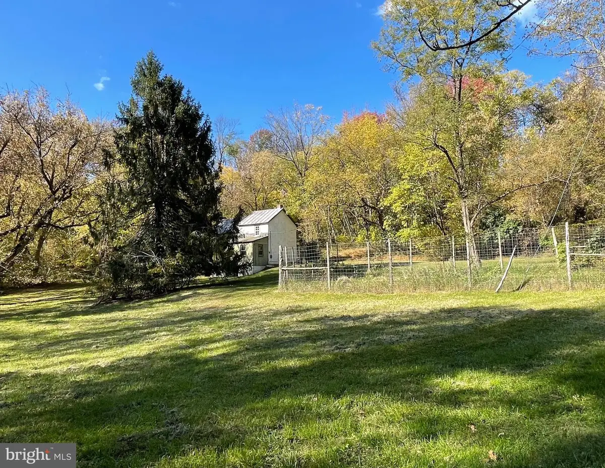 189 Piedmont Orchard Rd, Linden, VA 22642 - Image #1