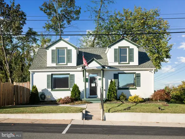 303 W 10th St, FRONT ROYAL, VA 22630