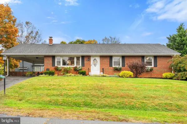 204 E 17th St, FRONT ROYAL, VA 22630