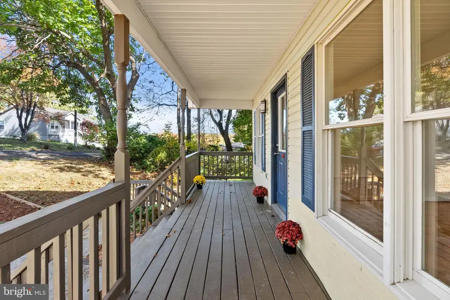 5 Crestview Dr, Front Royal, VA 22630 - Image #2