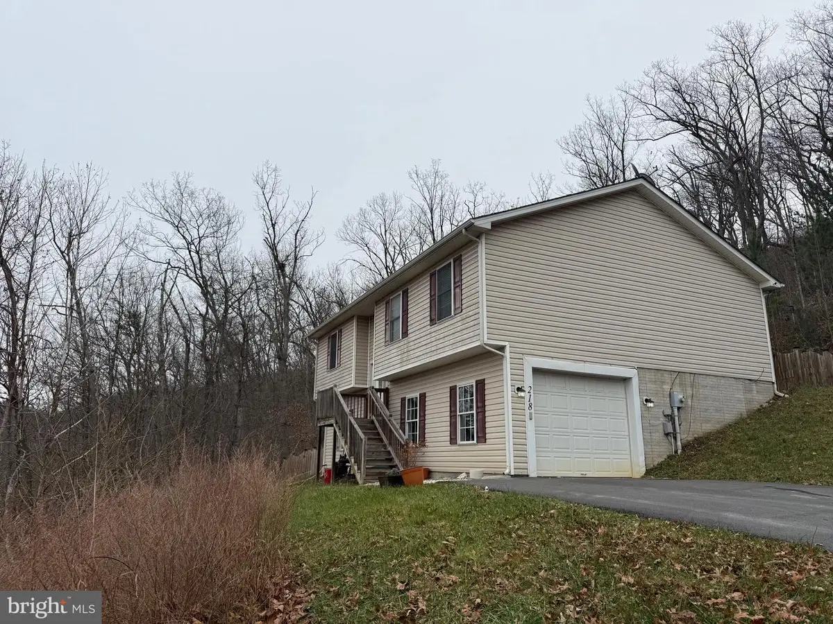 218 Walker Farm Rd, Front Royal, VA 22630 - Image #1