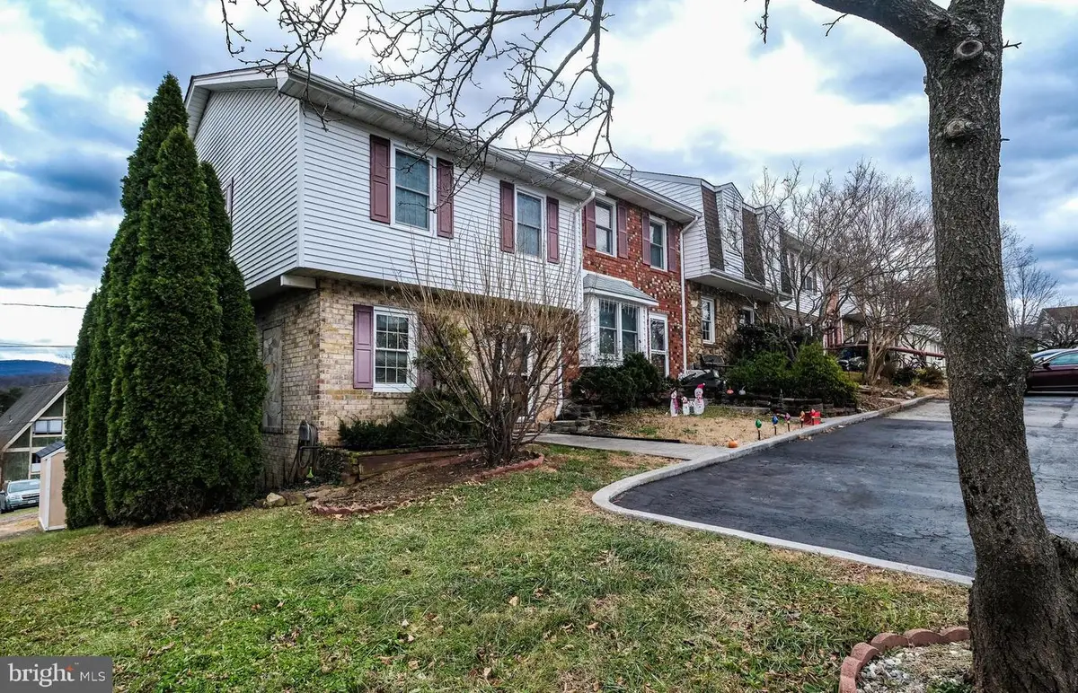 500 Pow Morr Dr, Front Royal, VA 22630 - Image #1