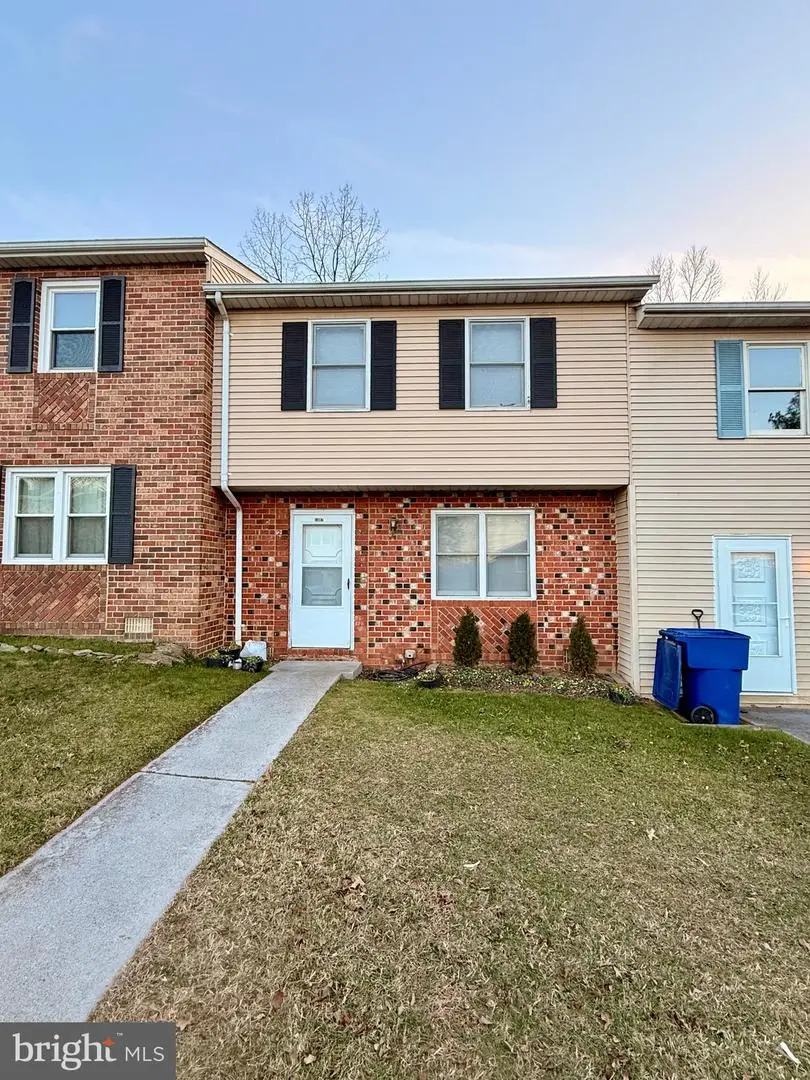 1307 Robinhood Ln, Front Royal, VA 22630 - Image #2