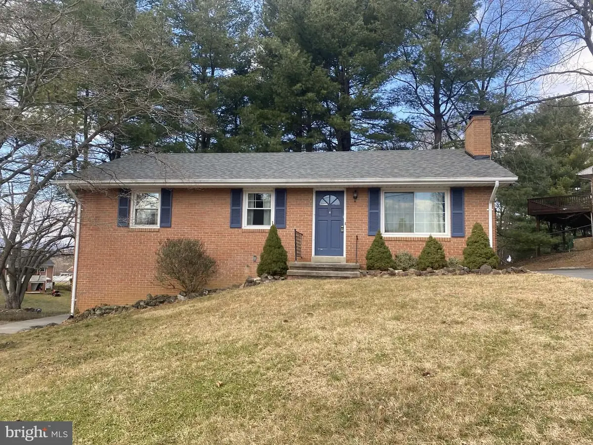 4 Evelyn Ct, Front Royal, VA 22630 - Image #1