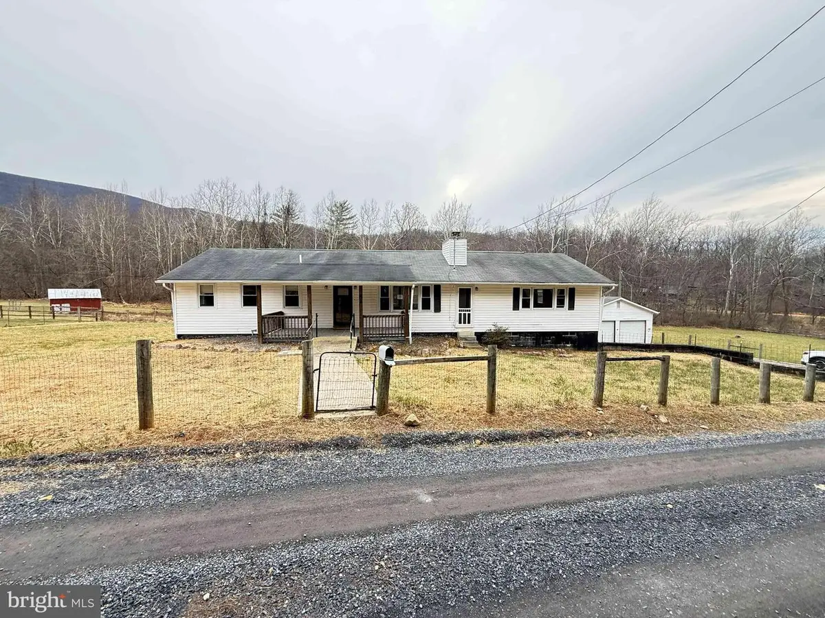 82 Broad Run Rd, Bentonville, VA 22610 - Image #1