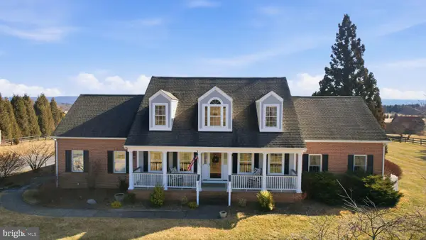 422 Milldale Valley Dr, FRONT ROYAL, VA 22630