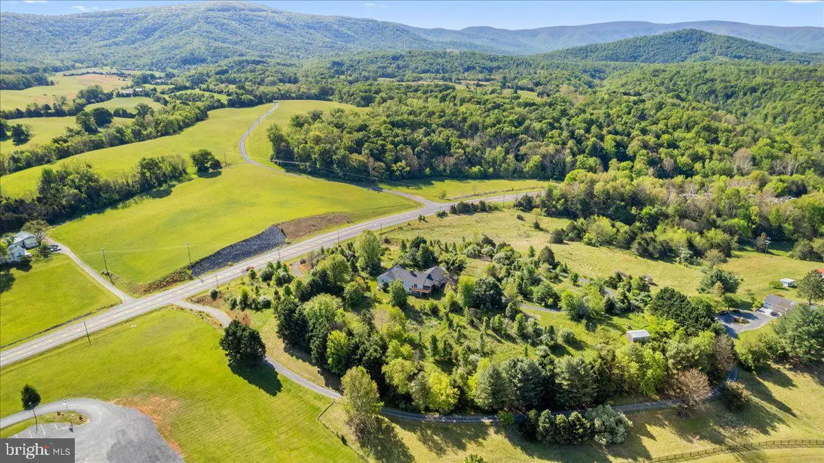 7525 Stonewall Jackson Hwy, Front Royal, VA 22630 - #1