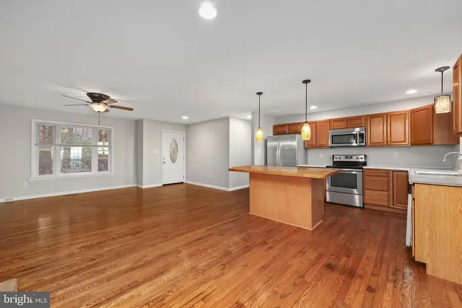 415 Inca Rd, Linden, VA 22642 - Image #2