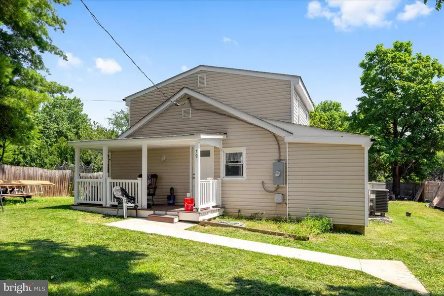 79 Bentonville Rd, Bentonville, VA 22610 - #2