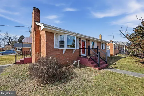 200 Washington Ave, FRONT ROYAL, VA 22630