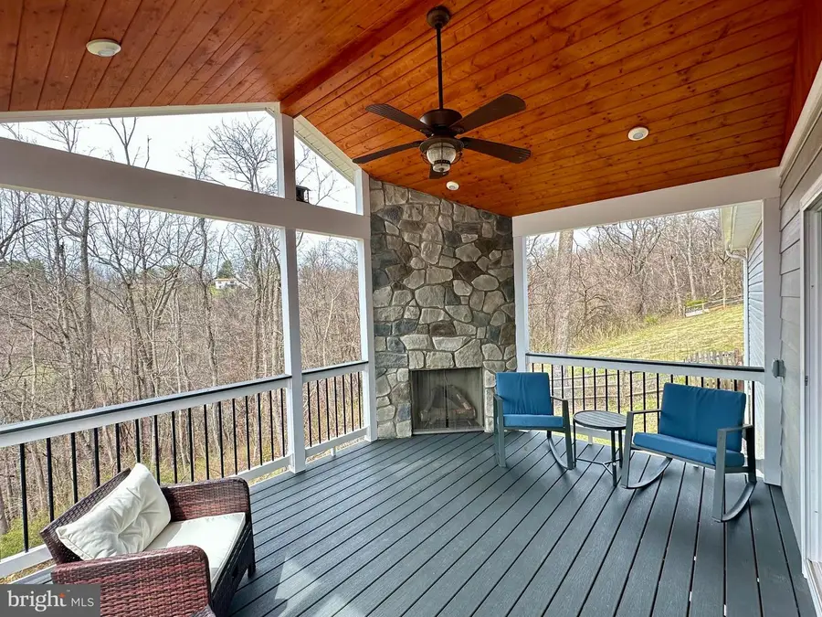 112 Apple Orchard Dr, Linden, VA 22642 - #3