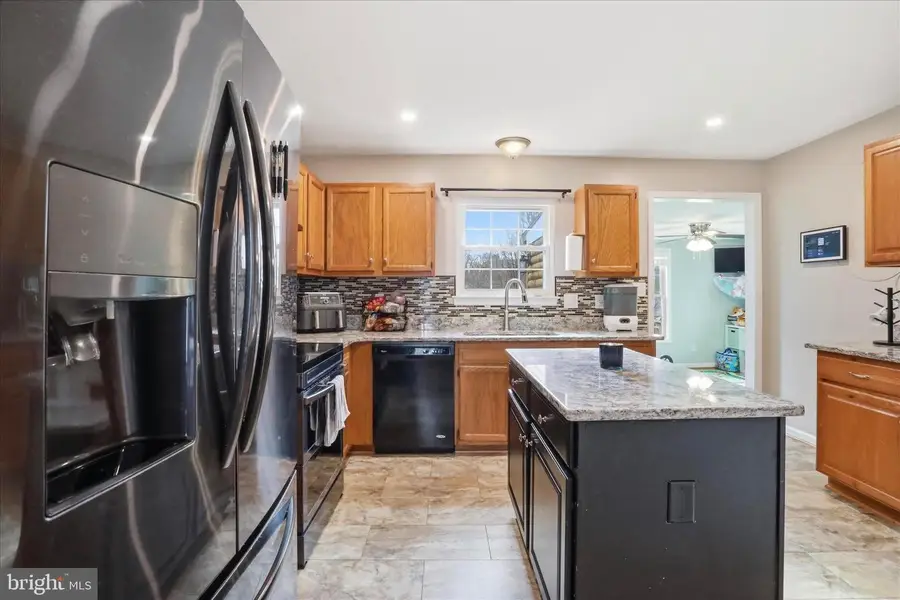 490 Jocelyne Ct, Front Royal, VA 22630 - #3