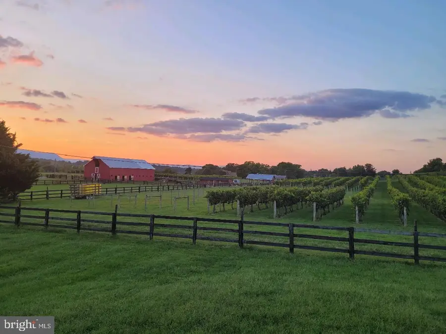 107 Highfield Ln, Front Royal, VA 22630 - #3