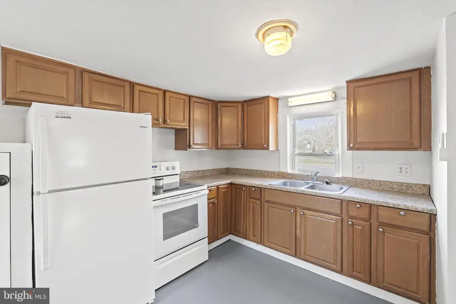 822 N Commerce Ave, Front Royal, VA 22630 - #2