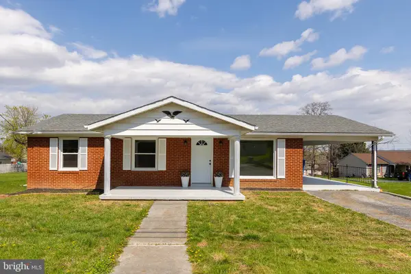 101 W 17th St, FRONT ROYAL, VA 22630