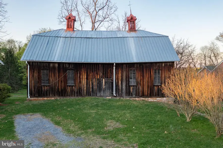 311 Grand Ave, Front Royal, VA 22630 - #2