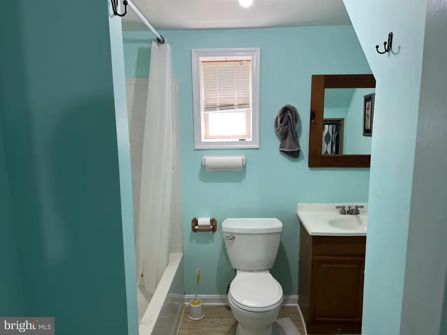 215 Harris Dr, Front Royal, VA 22630 - #3