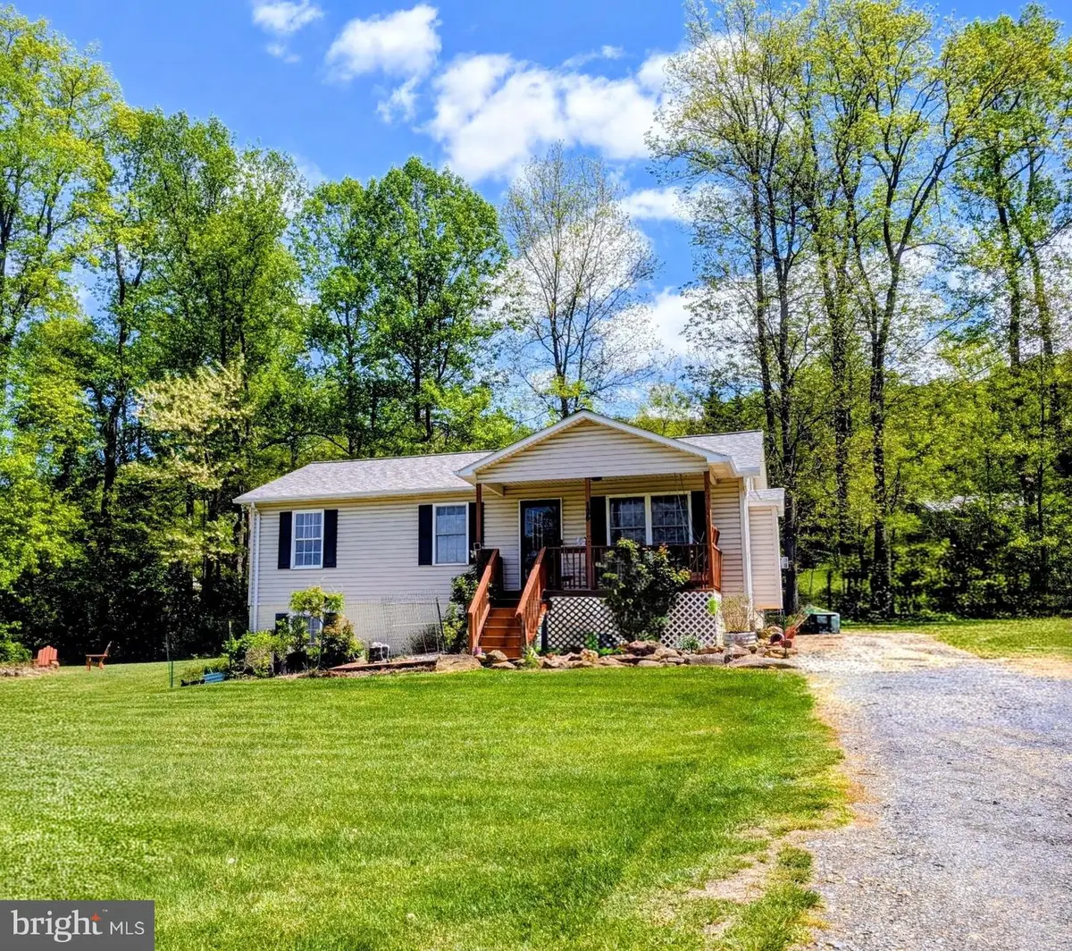 126 Cliffside Rd, Linden, VA 22642 - #1
