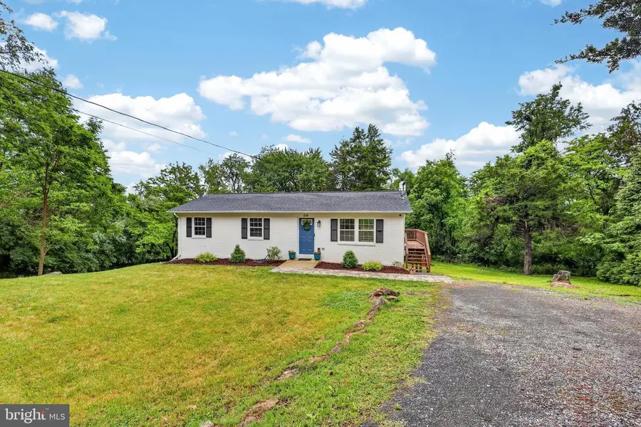638 Apple Orchard Dr, Linden, VA 22642 - #3