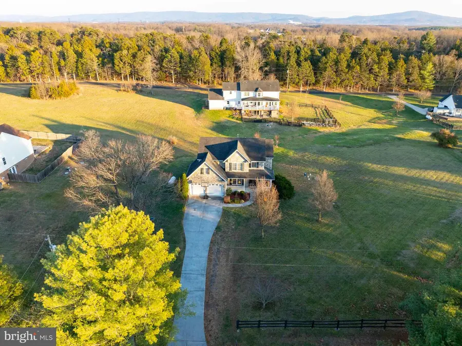 76 Katie Ln, Middletown, VA 22645 - #3