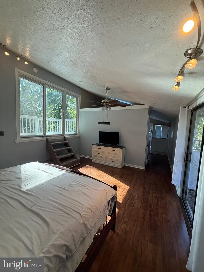 646 Old Dam Rd, Front Royal, VA 22630 - #3