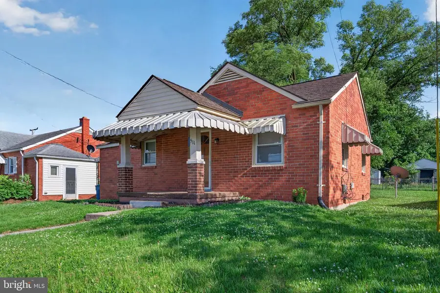 511 E 6th St, Front Royal, VA 22630 - #2