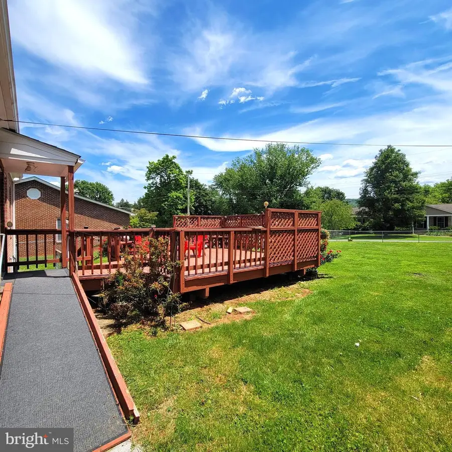 605 Stockton Rd, Front Royal, VA 22630 - #3