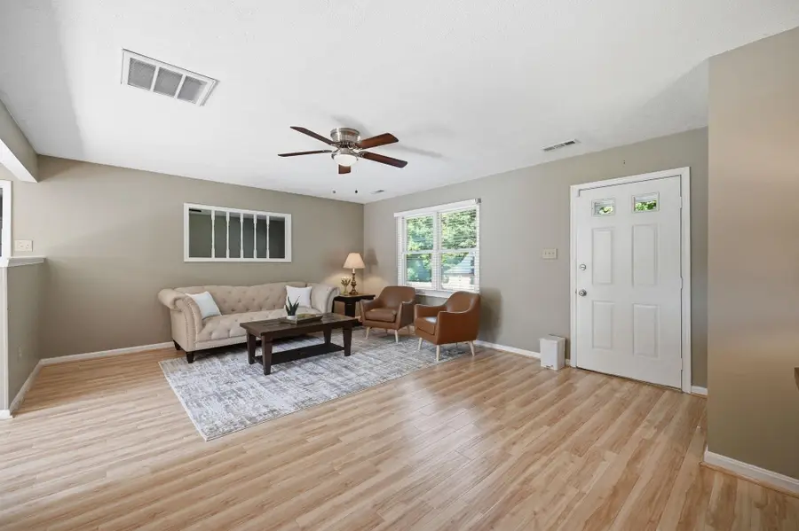 686 Rollason Dr, Front Royal, VA 22630 - #3