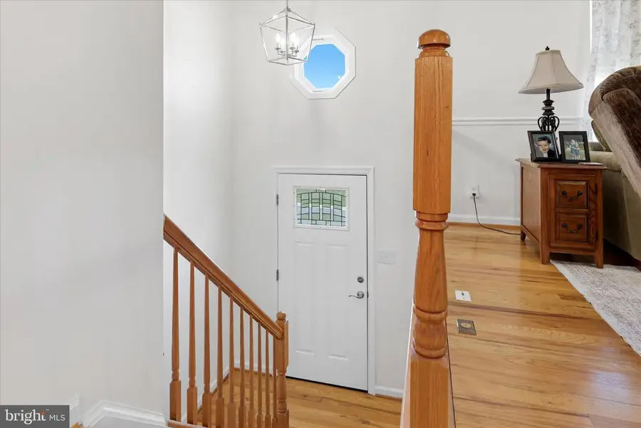 389 W Duck St, Front Royal, VA 22630 - #2